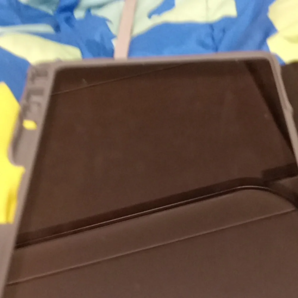 IPad - Picture 1 of 2